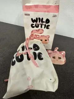 POP MART cry baby WILD but CUTIE ピンク