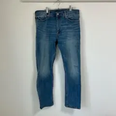 Item thumbnail for item 4213a5bb-6e87-418e-bfe7-26a1147f362c