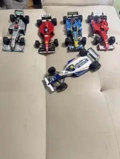ミニチャンプス F1 メルセデスGP 1/18 ニコ・ロズベルグ ミニカー ミニチャンプス F1 メルセデスGP 1/18 ニコ・ロズベルグ
