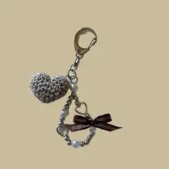 ハンドメイド　キーホルダー　チャーム　ハート　ビーズ　かぎ針編み