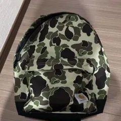 Carhartt カモフラージュ柄 リュック バックパックのサムネイル