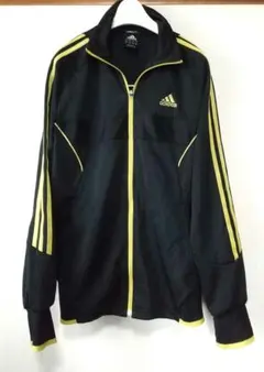 adidas ブラック ジップアップジャケット