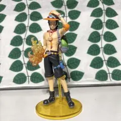 ワンピース エース フィギュア