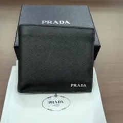 PRADA ブラック 二つ折り財布