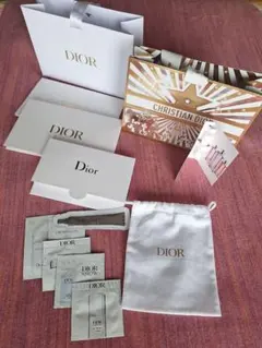 Dior サンプル6種　ショッパー(小クラッチ2　中ショッパー1)　布製ポーチ1