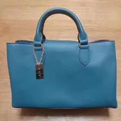 a.v.v ハンドバッグ ターコイズブルー