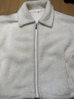 ブルゾン　アウター　白