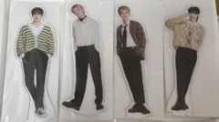 スキズ アクスタ ファミリーマート