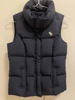 ネイビー ダウンベスト