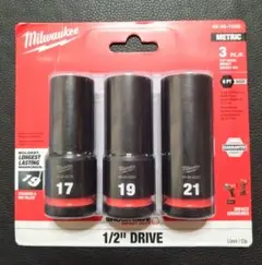 Item thumbnail for item 9d1cd4c9-921d-4ee7-bd28-bf400682553b