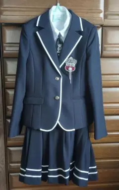 卒業式スーツ　165A