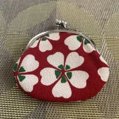 赤と白の花柄がま口コインケース