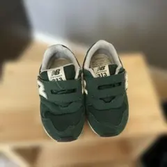 New Balance 313 グリーンスニーカー