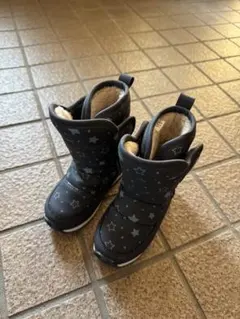 Item thumbnail for item 77f89fb1-e000-4c7f-ab9a-3c567fae1e93