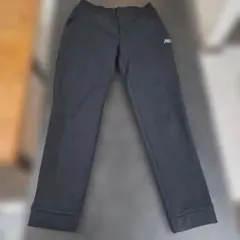 New Balance 黒 ジョガーパンツ