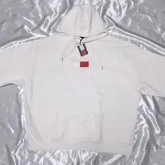 TOMMY JEANS フラッグロゴ刺繍フーディ