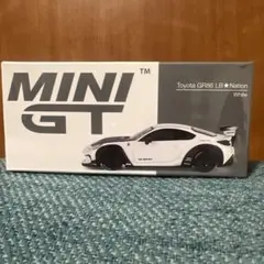 MINI GT Toyota GR86 LB Nation Whiteのサムネイル