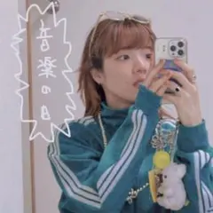 70s〜80s adidas トラックジャケット 白黒 有原みゆ紀 同型 2025年最新】在原みゆ紀 トラックジャケットの人気アイテム