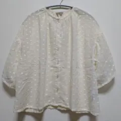 新品サマンサモスモス　シアー刺繍ブラウス　キナリ