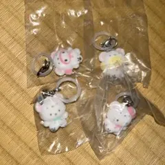 ♡サンリオ めじるしアクセサリー ふわふわスノー　4種セット