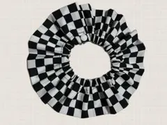 チェッカー柄　フリルスタイ　チェック　韓国風