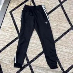 値下げ！adidas ブラック ジャージ パンツ