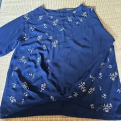 SUNNARZE ネイビー　刺繍トップス