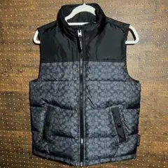 最終値下げ COACH シグネチャー　ダウン ベストS、日本M