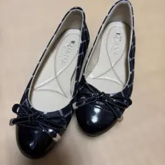 DIANA ブラックチェック リボンフラットシューズ