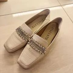 STACCATO ビジュー付きローファー アイボリーのサムネイル