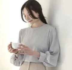 【新品】薄手　シフォンブラウス　ライトブルー