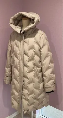 フード付きダウンハーフコート新品値下げ