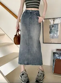 デニムスカート　スリットタイト