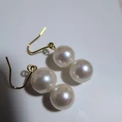 ❦本真珠ホワイトパール 　　　　　　ダブルピアス ❦ 　　ゴールドフック