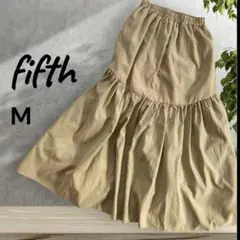 新品タグ付き　fifth フィフス　ベージュ フレアスカート M レディース