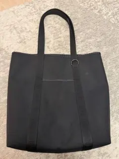 CELINE ロゴテープ トートバッグ ブラックのサムネイル
