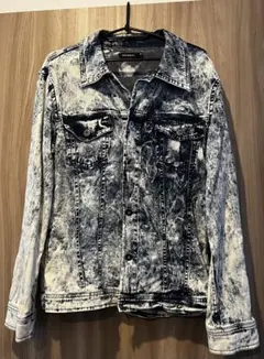 Item thumbnail for item 385dab7c-2be4-48be-804e-269adaaab035