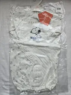 新品未開封　PEANUTS スヌーピー柄ロンパース