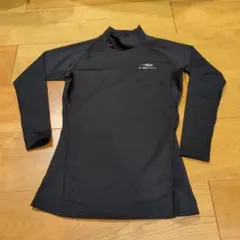 TIGORA　アンダーシャツ　ブラック　ハイネック　130cm