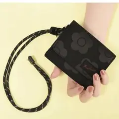 最終値下げ ‼️MARY QUANT キャンバスデイジープリントミニウォレット