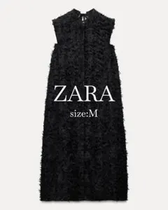 ZARA エンボス加工生地 ブラック ノースリーブ ミディアムワンピース