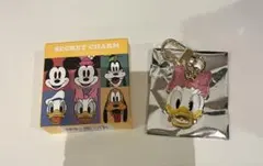 シークレットチャーム デイジー Disney Store