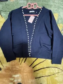 Raycavic 新品未使用パール調ボタン付きカーディガン　ネイビー