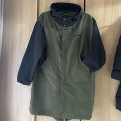 キューブシュガー　フードつきアウター