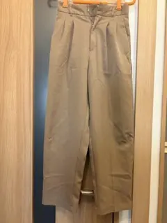 【期間限定！】GU ベージュ ワイドパンツ Sサイズ