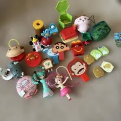カプセルトイセット おもちゃまとめ売り　ポケモン　クレヨンしんちゃん　ポケモン