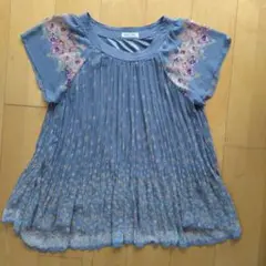 VIVIEN SPORTS フラワープリント プリーツ加工チュニックL　再値下げ