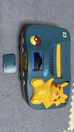 【中古】任天堂ピカチュウNINTENDO64ブルー　本体のみのサムネイル