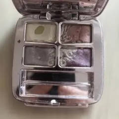 アイシャドウパレット 4色 蝶デザイン