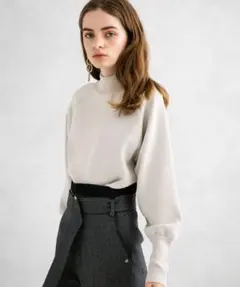 【着画】ユナイテッドトウキョウ ボリュームスリーブニット アイボリー